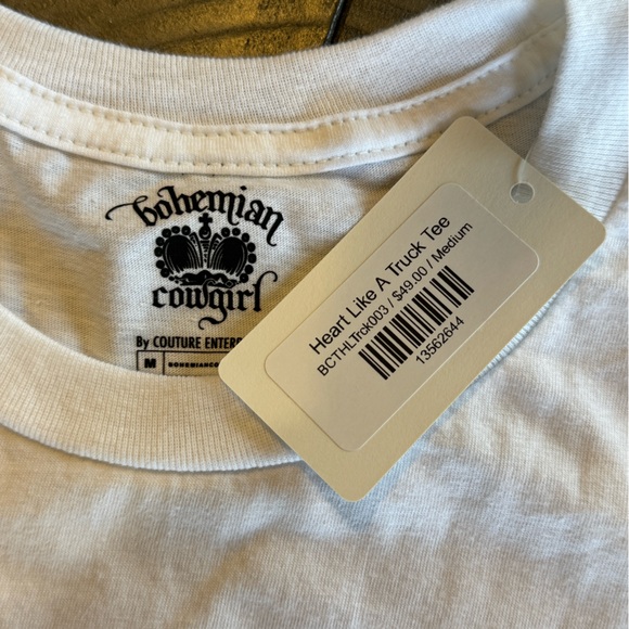 Bohemian Cowgirl Graphic Tee - Picture 2 of 3